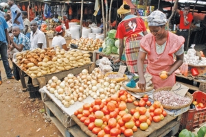 Cabo Delgado: Comerciantes animados pela suspensão de cobranças de taxas nos mercados