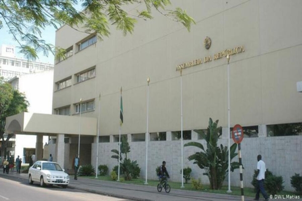 Parlamento moçambicano (foto de arquivo)