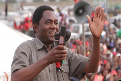 Zâmbia: Hakainde Hichilema, líder da oposição, vence as eleições presidenciais