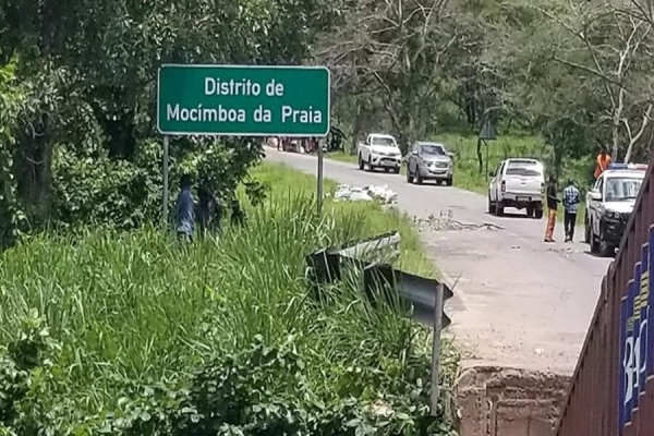 Cabo Delgado: Terroristas invade aldeia Nazimoja e tentam comprar comida da população