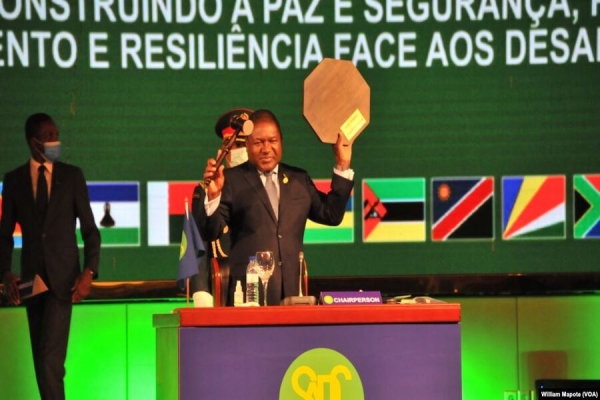 Presidente moçambicano, Filipe Nyusi, assume presidência da SADC, Maputo, 17 agosto 2020