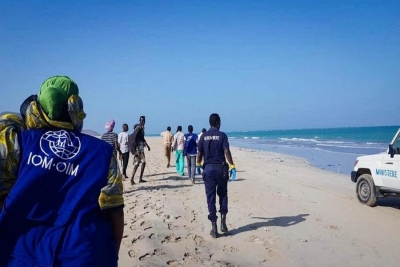 34 migrantes mortos após barco capotar em Djibouti