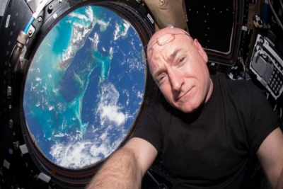 Scott Kelly quebrou o recorde americano de voos espaciais de longa duração