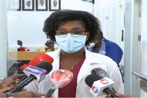 Mara Massinga, Médicachefe no HCM