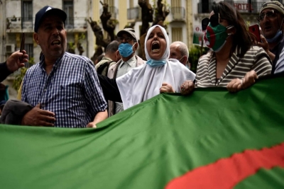 Argel: Milhares de manifestantes do &#039;Hirak&#039; nas ruas apesar da repressão