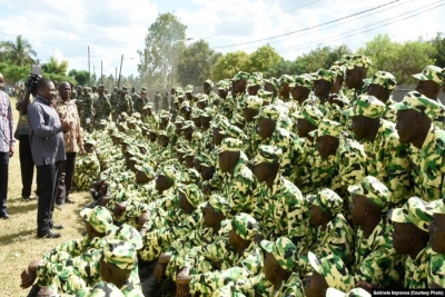 Filipe Nyusi no Encerramento do Curso Militar em Montepuez, na Província de Cabo Delgado (Foto de Arquivo)