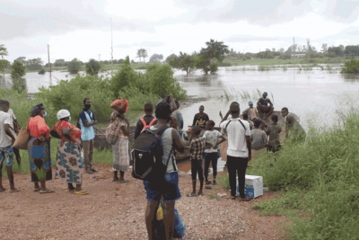 Chuvas isolam famílias no distrito de Matutíne, província de Maputo.