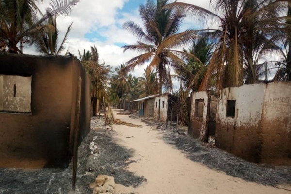 Cabo Delgado: Famílias deslocadas negam regressar às suas terras de origens devido aos ataques dos terroristas