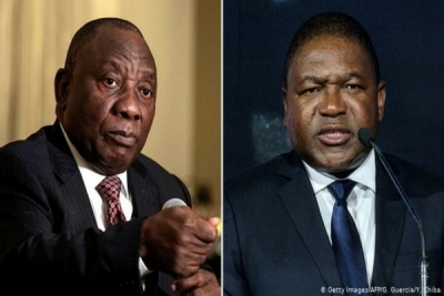 Chefe de Estado sul-africano, Cyril Ramaphosa (à esquerda), e Presidente de Moçambique, Filipe Nyusi (à direita)