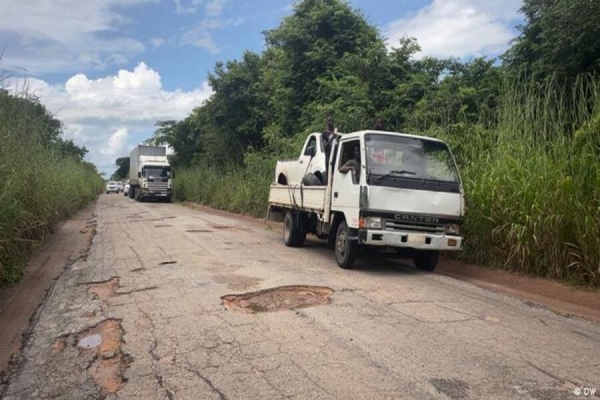 Cabo Delgado: &quot;Acabem com essa guerra&quot;, pedem jovens em Macomia