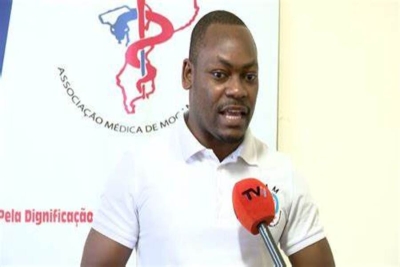 Presidente da Associação Médica de Moçambique (AMM), Napoleão Viola.