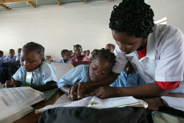 Cabo Delgado: Governo disponibiliza meios para educação nos centros de reassentamento