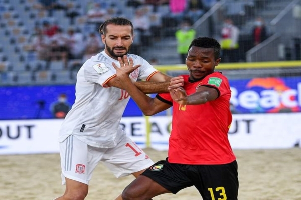 Mundial de Futebol de Praia: Moçambique estreia com derrota