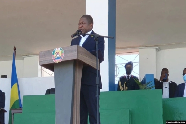 Filipe Nyusi anima forças em Palma que diz ser uma das vilas mais protegidas de Moçambique