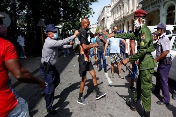 Vários manifestantes foram presos em Havana