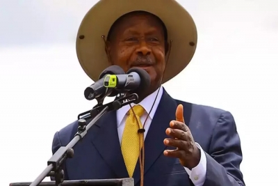 Yoweri Museveni, foi reeleito presidente do Uganda, que dirige há 35 anos © RFI