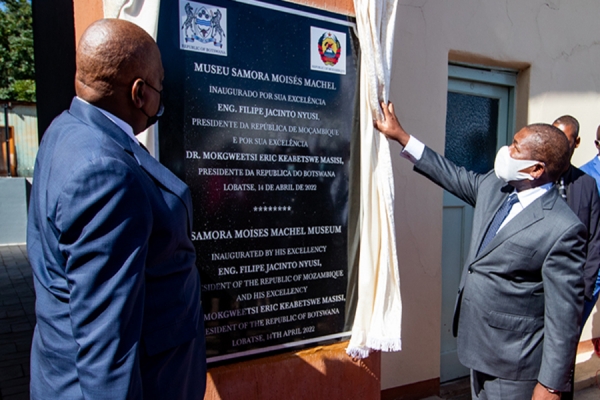 Nyusi e Masisi inauguram Museu Samora Machel como símbolo de união entre países