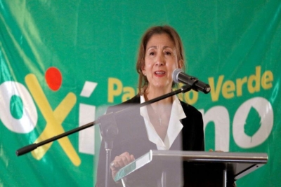 Ingrid Betancourt: Ex-prisioneira das Farc anuncia candidatura presidencial